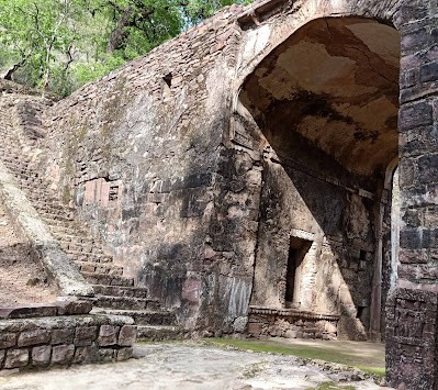 Singaurgarh Fort Damoh