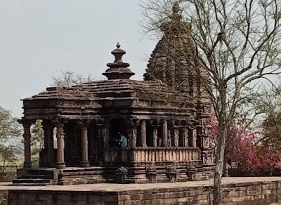 Nohta Shiv Temple Damoh